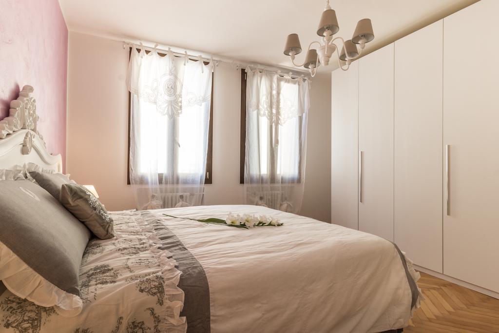 Casa Dell'Artista Apartment เวนิส ภายนอก รูปภาพ